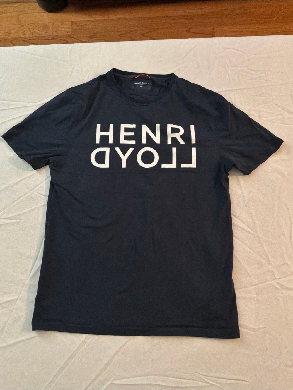 ******* Henri Lloyd Navy Short Sleeve Tee with White Logo b4 *******